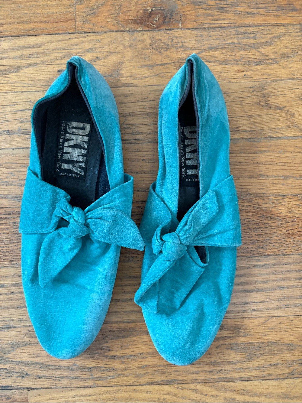 Vintage DKNY Teal Knot Suede Flats